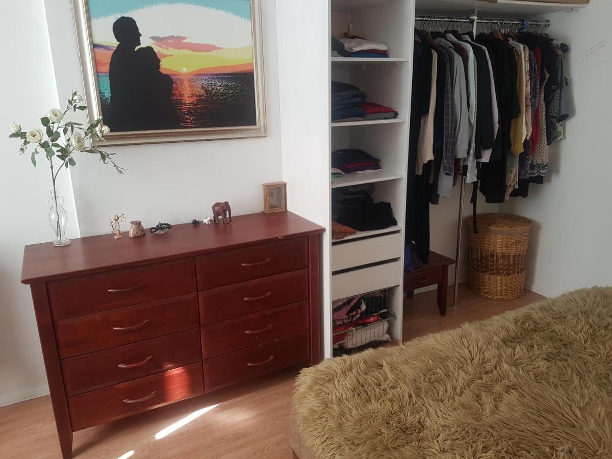 Cozy Apartment In Good Location! Riga Exterior foto