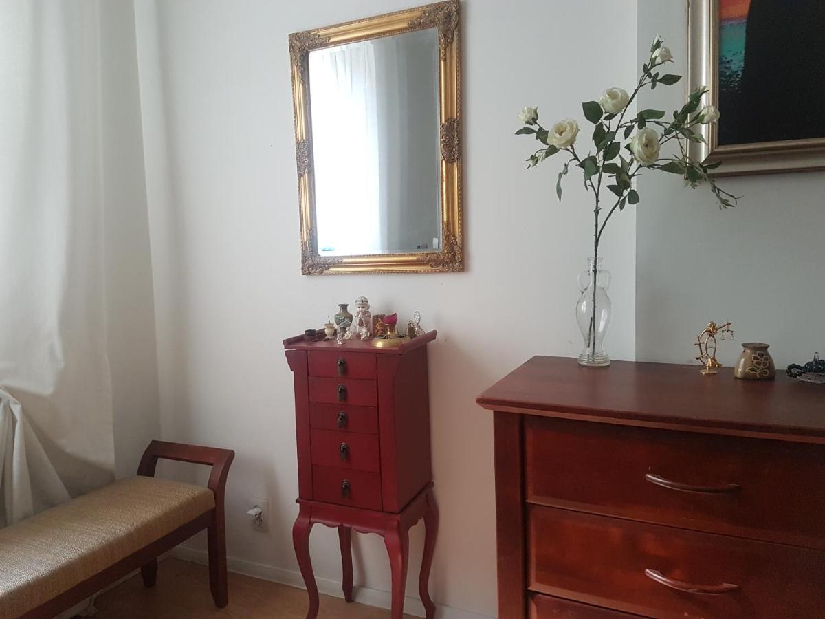 Cozy Apartment In Good Location! Riga Exterior foto